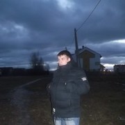  ,   Vadim, 37 ,   