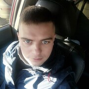  ,  Artem, 32