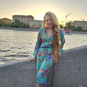  ,   Elle, 39 ,   ,   , c 