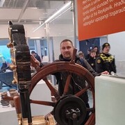  ,  Dmitrijs, 35