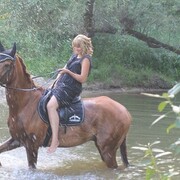  ,   Anna, 37 ,   ,   