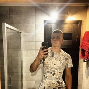  ,  Andy, 20