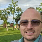  ,  Sasha, 35