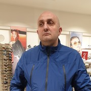  ,   Leon, 44 ,   ,   , c 