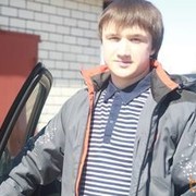 ,  Artem, 32