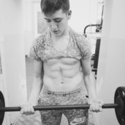  ,   Igor, 25 ,   ,   , c 