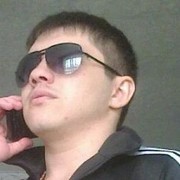  ,   Nikol, 34 ,   
