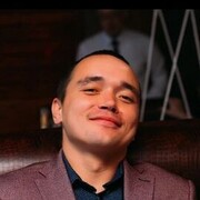  ,  Viktor, 30