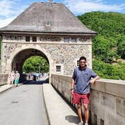  ,   Samir, 37 ,   ,   