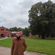  -,   Ali, 39 ,   ,   