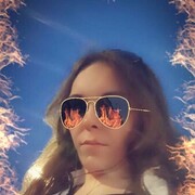  , 