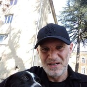  ,  PLOYD, 41