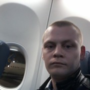  ,   Den, 34 ,  