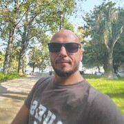  ,  Igor, 37