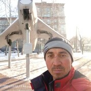  ,   Bek, 42 ,  