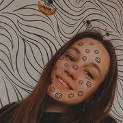  , 
