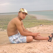  ,  Bexruz, 34