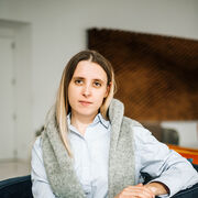  ,   Elena, 38 ,   c , 