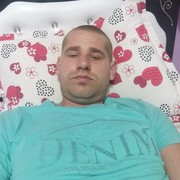  ,  Stoqn, 33