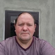  ,   Maksim, 40 ,   ,   