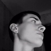  ,  Vlad, 24
