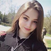  , 
