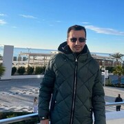 ,   Hayk, 35 ,     , c 