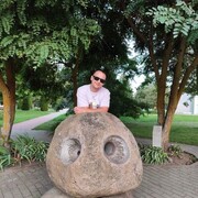  ,   Viktor, 31 ,   ,   , c , 