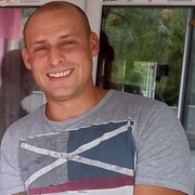  ,  Ruslan, 38