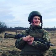  ,  Niki, 26