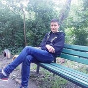  ,  Petrea, 25