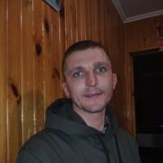  ,  Vitaly, 32