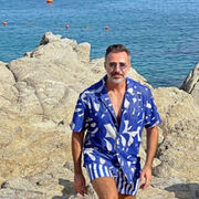  ,   Karim, 46 ,   ,   