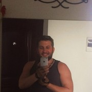 ,  Korben, 37