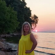  ,   Tatyana, 47 ,   c 
