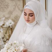  ,  Umida, 25