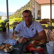 ,   Timur, 36 ,  