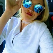  -,   Alla, 32 ,   ,   , c 