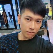  Chizhou,  William, 32