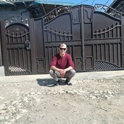  ,  Andrey, 36