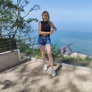  , 