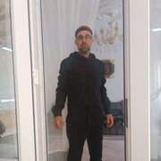 ,  Ahmed, 39