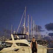  Ramat HaSharon,  Dogu, 25