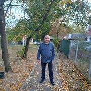  ,   Denis, 36 ,   ,   