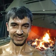  ,   Nurik, 39 ,   ,   