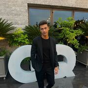  ,   Emin, 39 ,   ,   