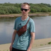  ,  Artem, 38