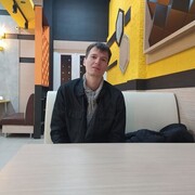  ,  Egor, 32