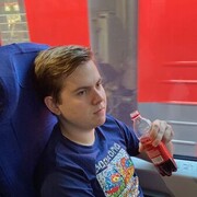  ,   Ilya, 24 ,  