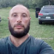  ,   Gevorg, 40 ,   ,   
